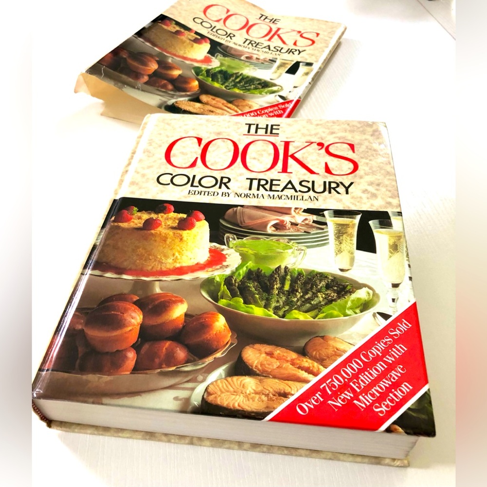 The Cook's Color Treasury cookbook 
by Norma MacMillan 761 pages